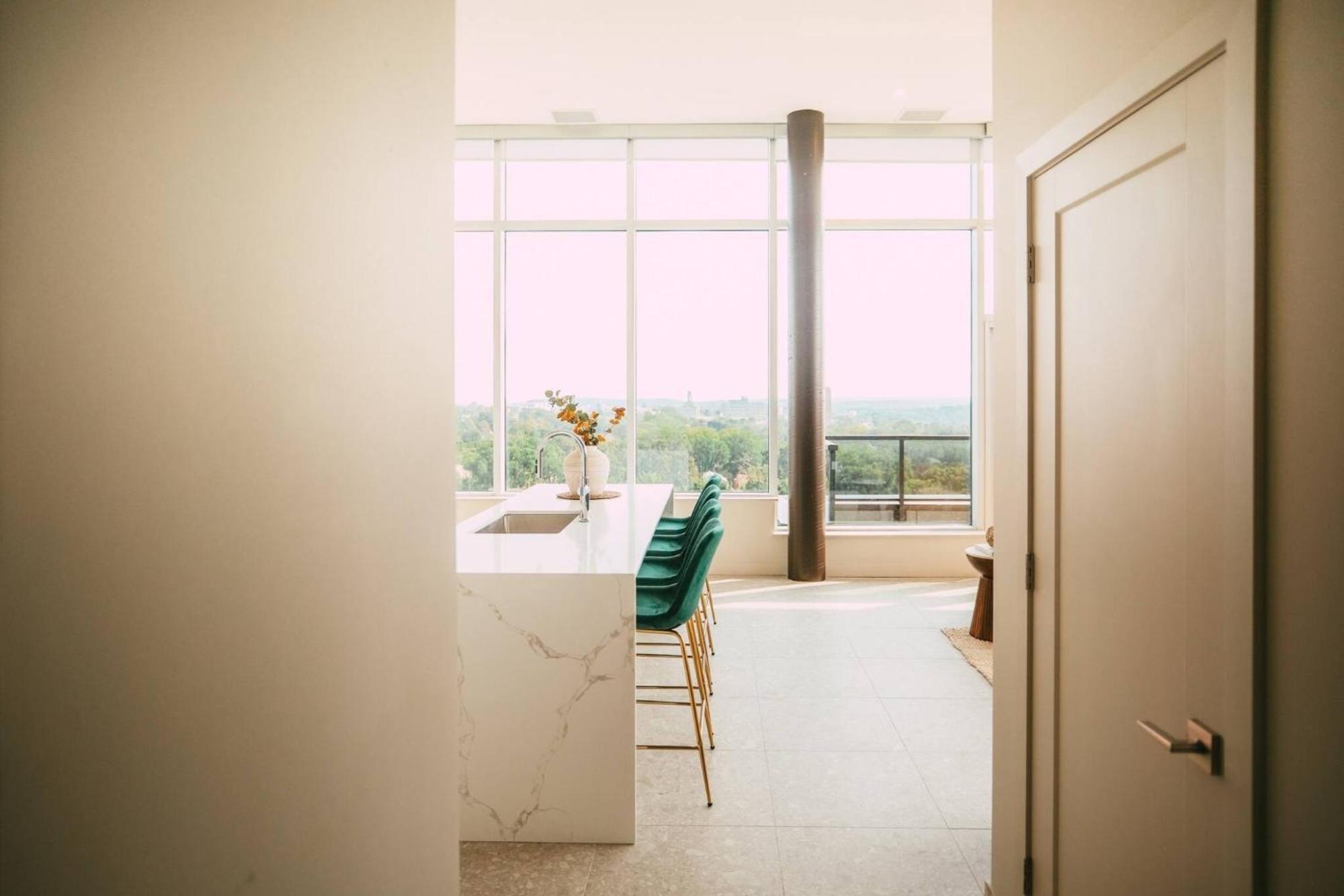 New - Luxury 2Br Penthouse Apt In Central Halifax Exterior foto